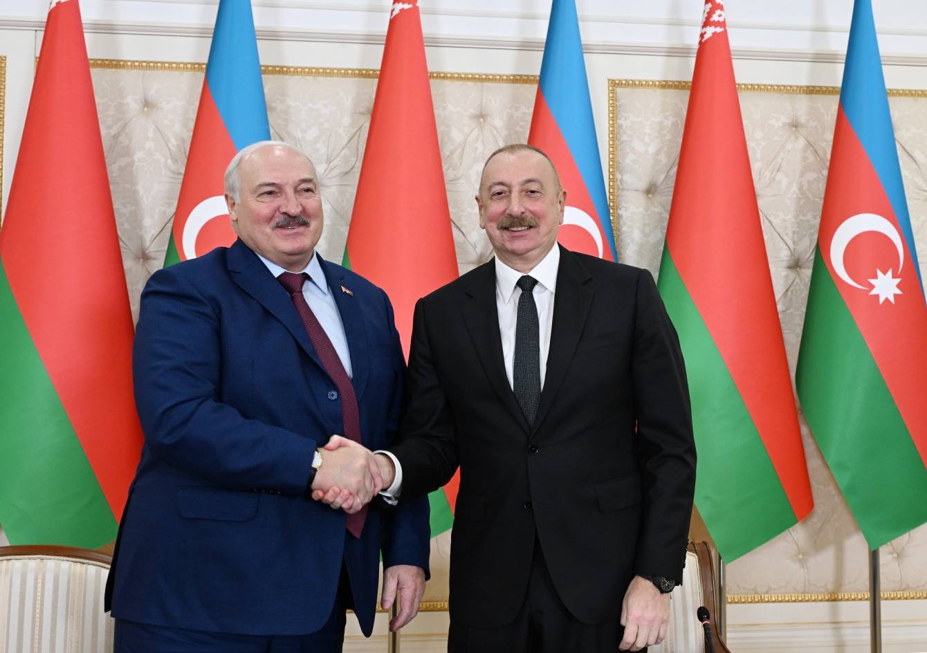 Lukaşenko: Siz lider olaraq Qafqaz regionuna görə məsuliyyət daşıyırsınız