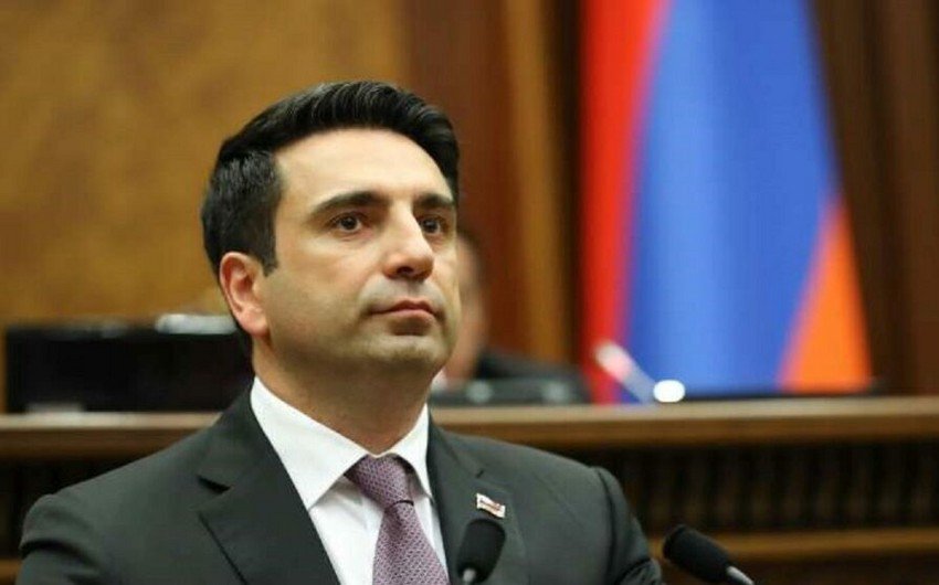 Alen Simonyan: İrəvan Bakı ilə təbii qaz alışı məsələsini müzakirə etməyə hazırdır
