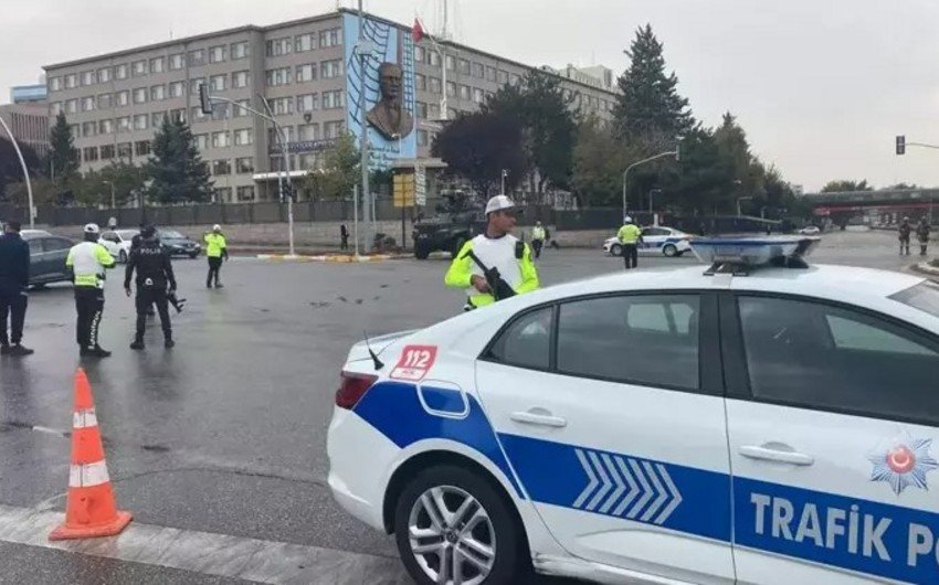 Ankarada terrorçu özünü partladıb, polis əməkdaşları yaralanıb -