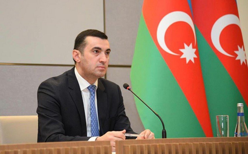 Ayxan Hacızdə: Ermənistan Azərbaycanın digər əraziləri ilə Naxçıvan arasında kommunikasiyaların açılması prosesindən diqqəti yayındırır