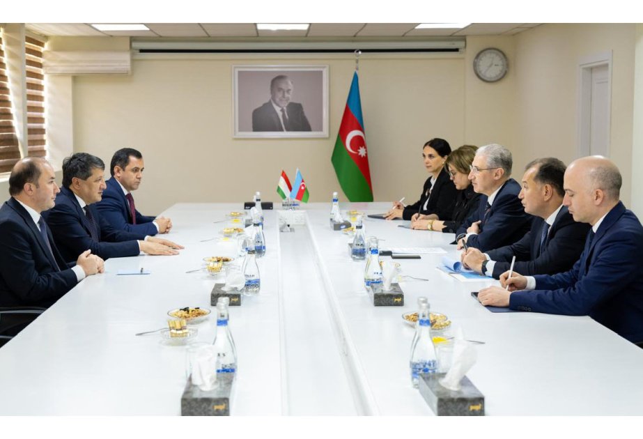 Azərbaycanla Tacikistan arasında əməkdaşlıq imkanları müzakirə edilib