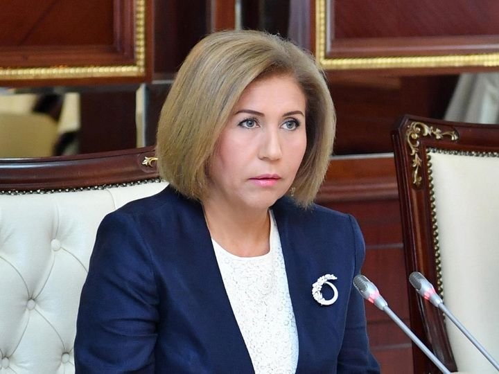 Bahar Muradova: "Azərbaycanda qadınların orta maaşı kişilərdən azdır"