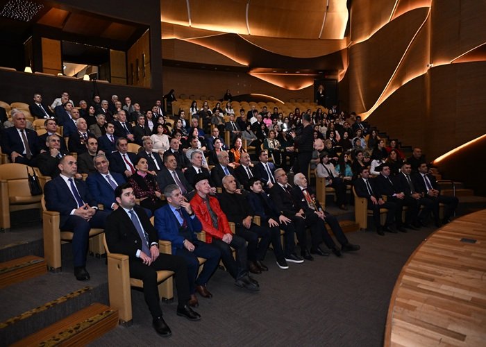 Bakıda "Nuhun izi ilə" sənədli filminin təqdimatı olub