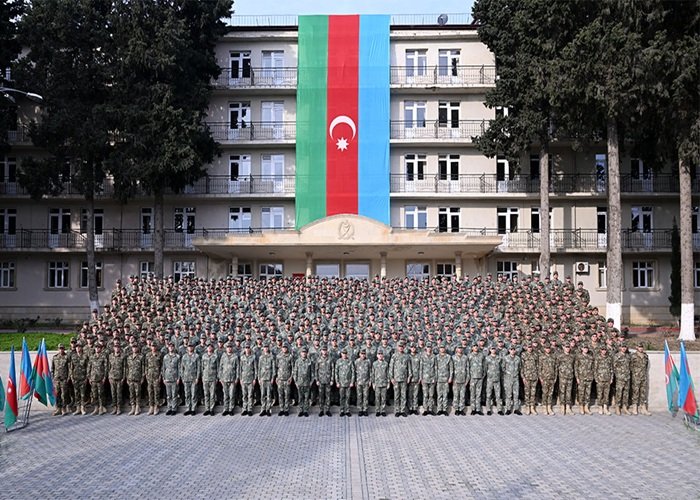 “Ehtiyat zabit hazırlığı kursu”nun buraxılış mərasimi keçirilib -