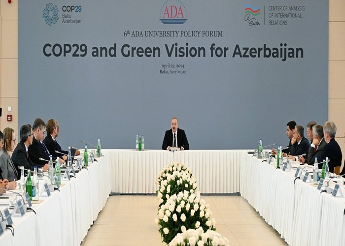 İlham Əliyev ADA Universitetində “COP29 və Azərbaycan üçün Yaşıl Baxış” mövzusunda beynəlxalq forumda iştirak edir -