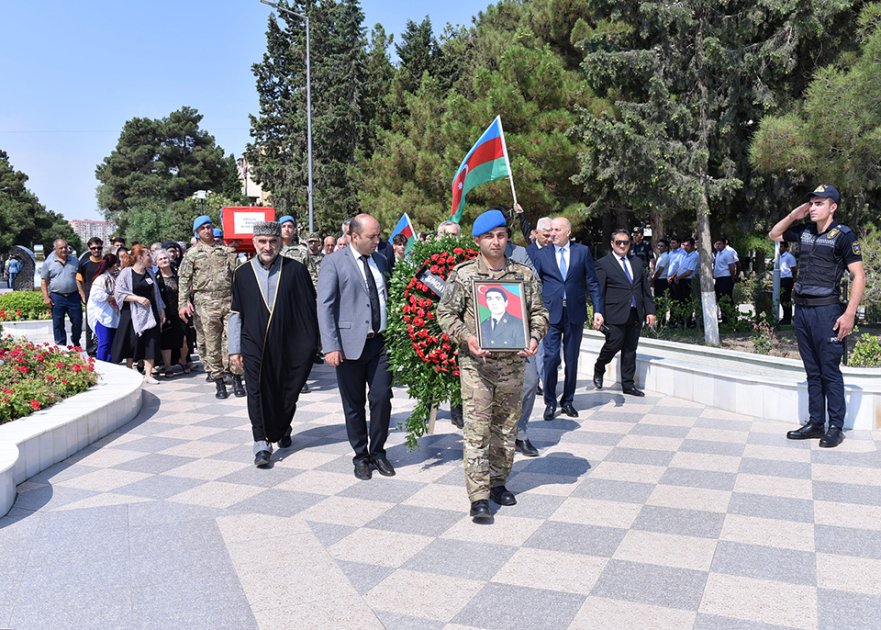 İtkin sayılan şəhid Rəhim Rəsulovun qalıqları Sumqayıtda torpağa tapşırılıb