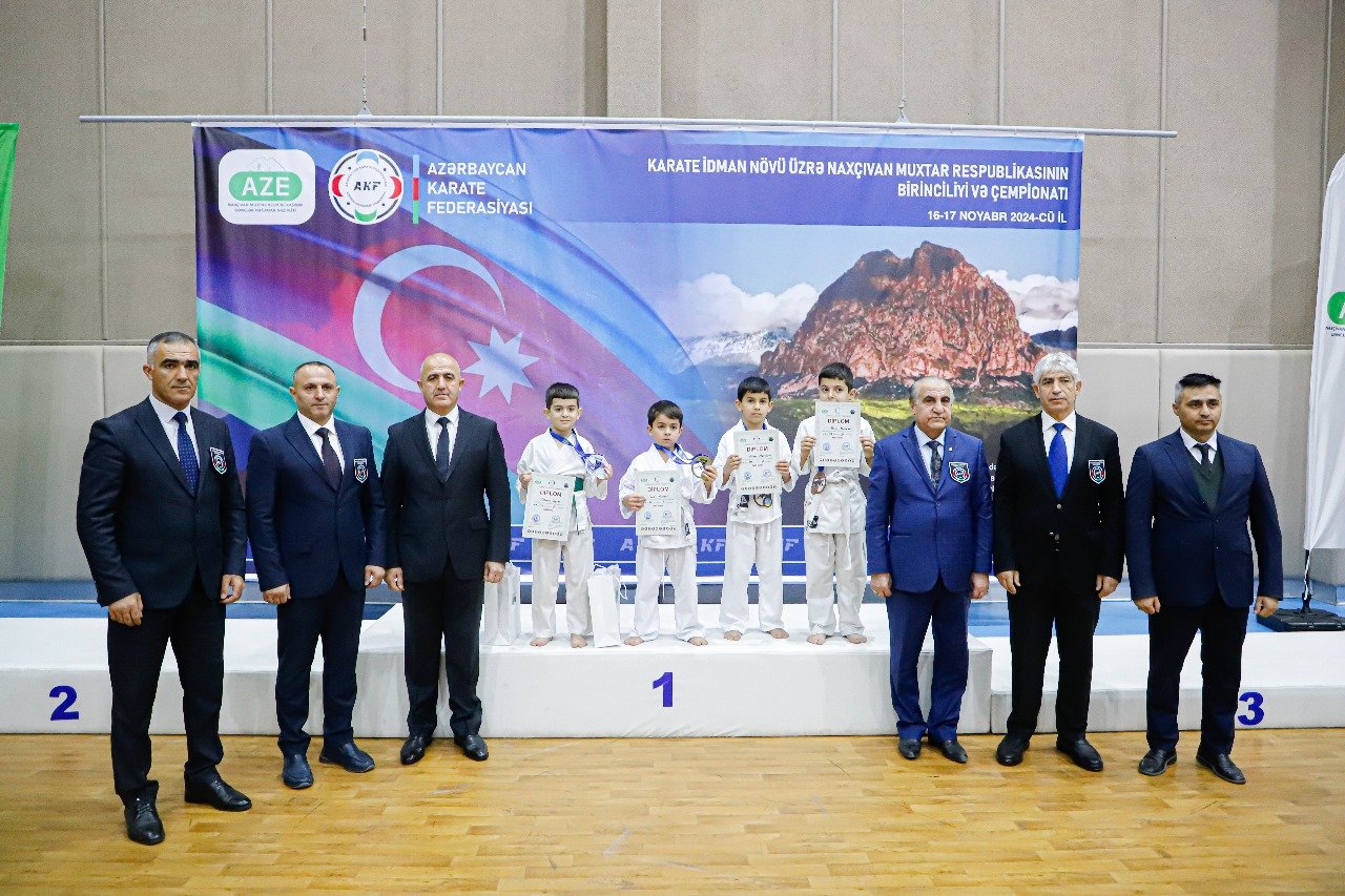 Karate üzrə muxtar respublika çempionatı və birinciliyi keçirilib -