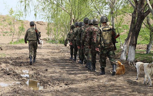 KİV: Ermənistanda bir qrup hərbçi ordudan istefa verib
