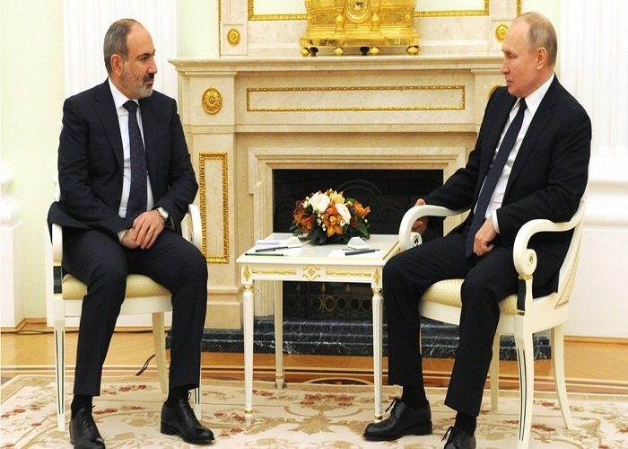 Moskvada Putinlə Paşinyan arasında görüş başlayıb