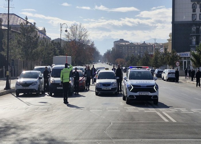 Naxçıvanda 20 Yanvar şəhidlərinin xatirəsi bir dəqiqəlik sükutla yad olunub