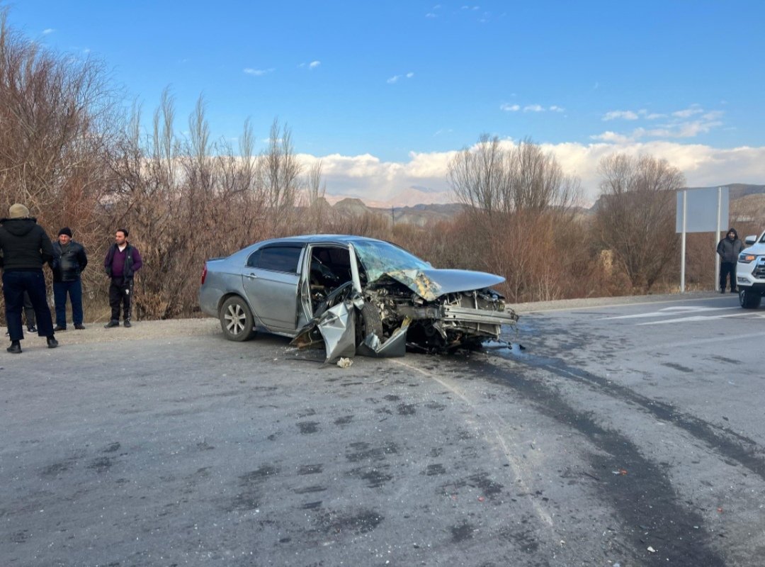 Naxçıvanda yol-nəqliyyat hadisəsi baş verib -