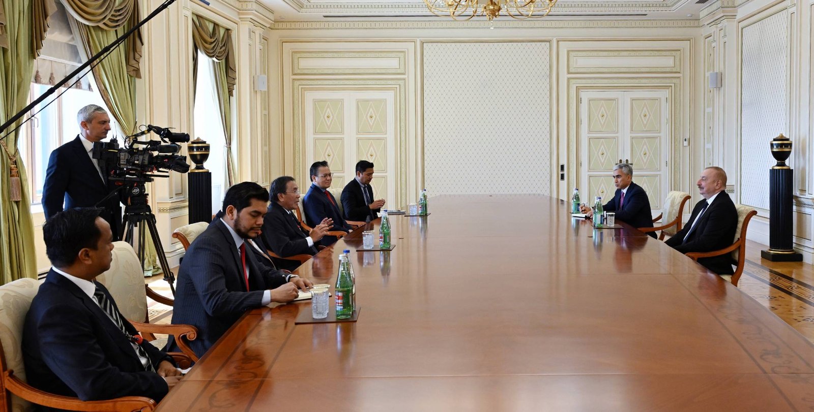 Prezident İlham Əliyev Malayziyanın Parlament Senatının prezidentini qəbul edib -