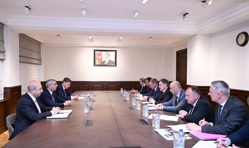 Samir Nuriyev Belarusun Baş nazirinin müavini ilə görüşüb