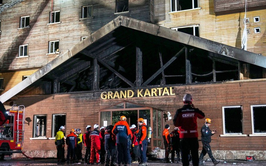 Türkiyədə kurortda baş verən yanğında ölənlərin sayı 79-a çatıb